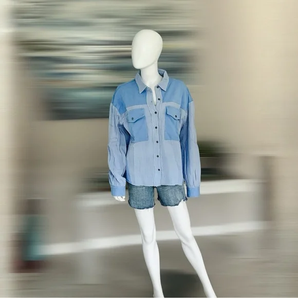 FANTASTIC FAWN oversized washed out light blue button front top Sz S M L - Picture 7 of 9